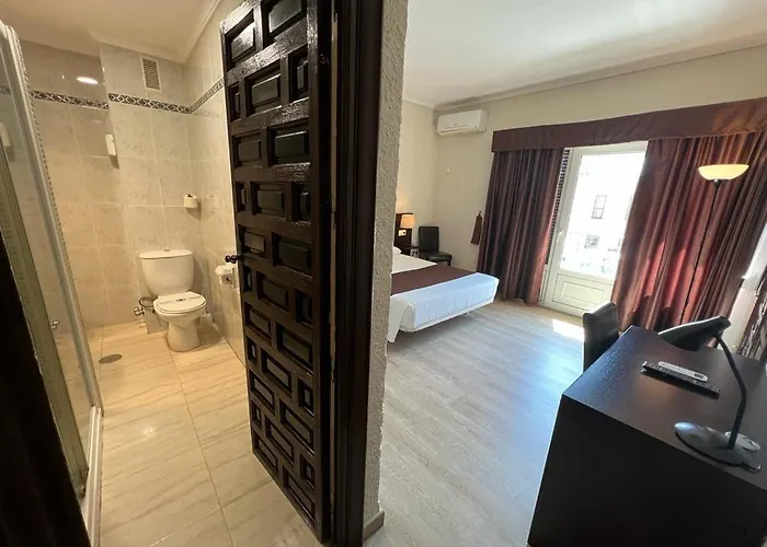 Отель El Pozo 3*