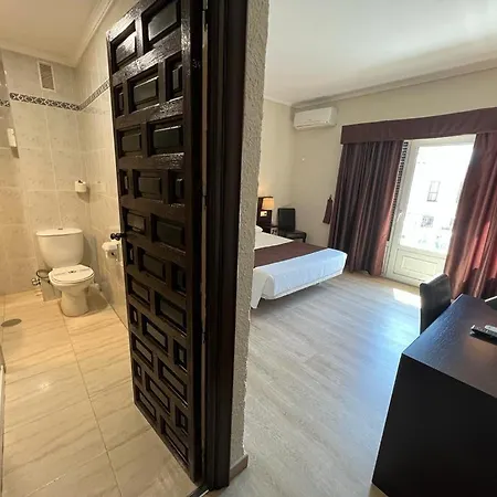 Отель El Pozo 3*